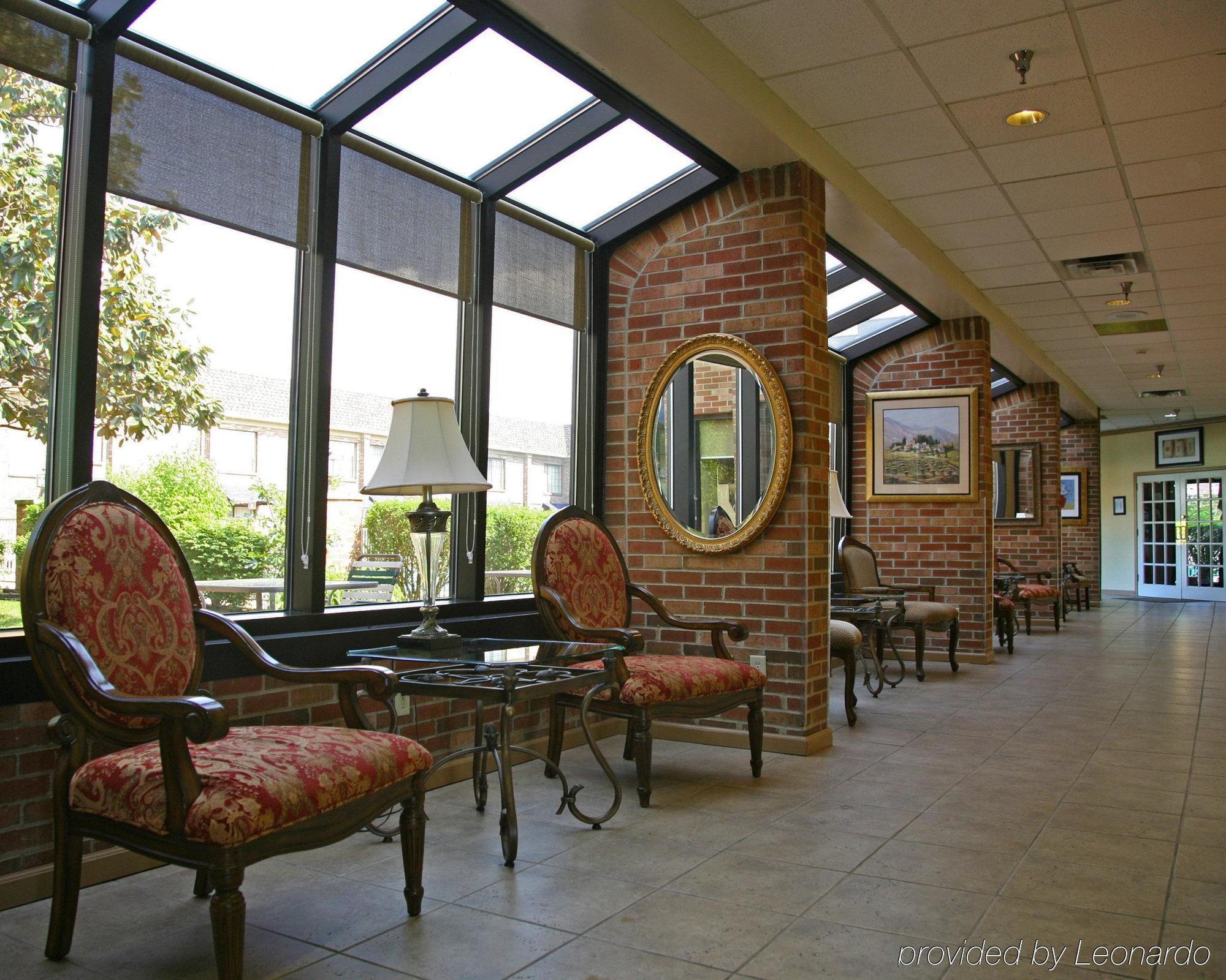 Clarion Hotel Lexington Conference Center Hotel Interior photo